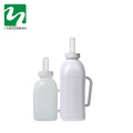 Calf Milk Feeder Plastic Milk Bottle 1L 2L Feeding Milk Bottles with Nipple Teats